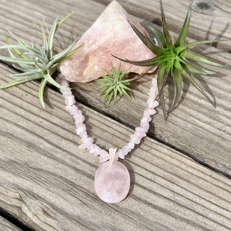 Blooming Love reiki crystals Necklace 