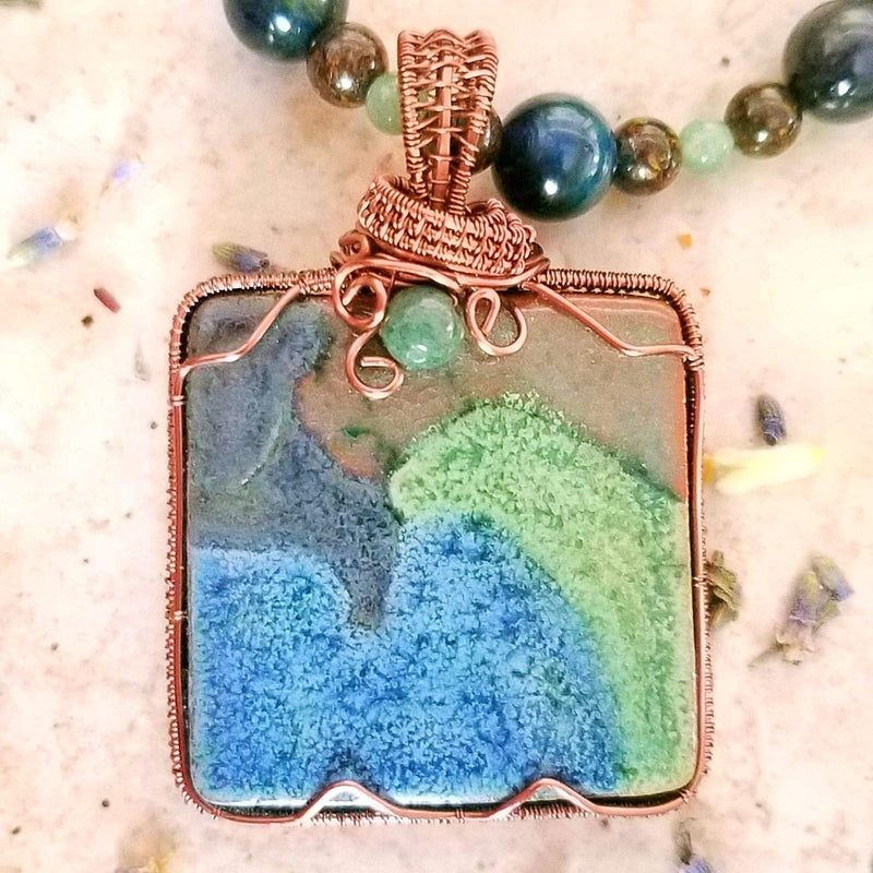 Surreal Swell Necklace